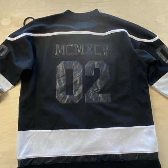 WT02 Gold Edition Jersey Large (DI) - Picture 7 of 10